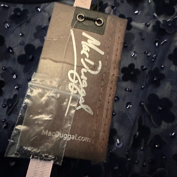 NWT Mac Duggal Dress - Picture 5 of 6